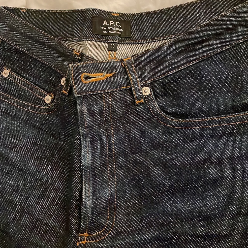 APC new standard 28 inseam gentle use